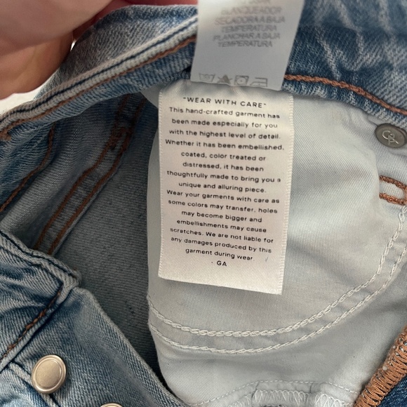 Good American Bombshell Denim Jean Short w/ Button Fly | Size 4/27 | Indigo Wash - Picture 9 of 10